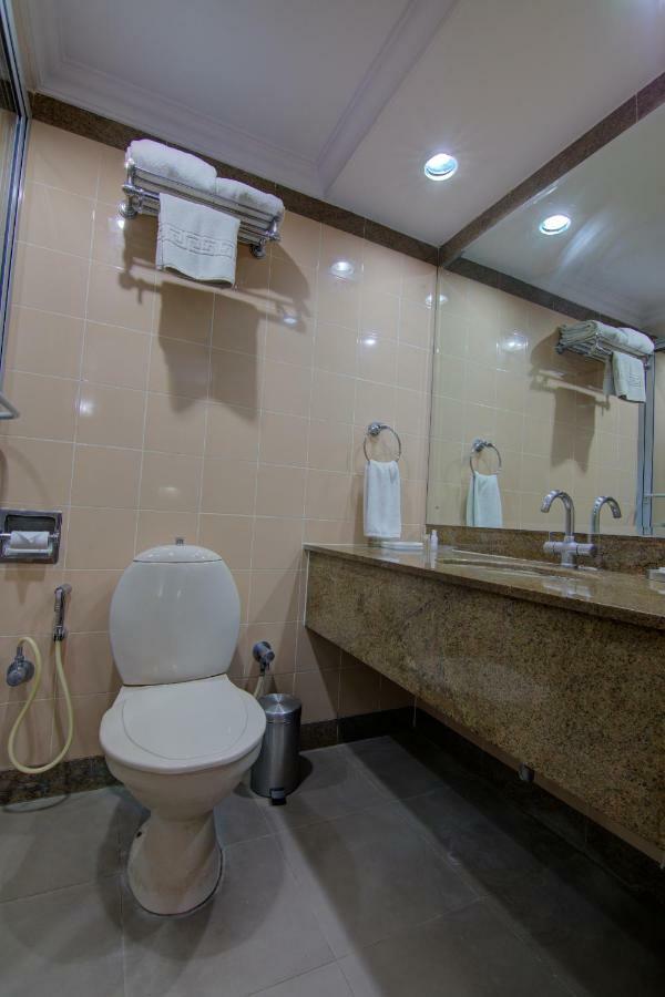 Tristar Serviced Apartments Bangalore Eksteriør billede