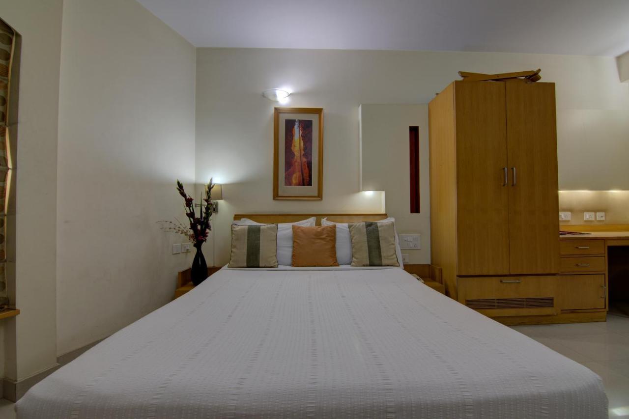 Tristar Serviced Apartments Bangalore Eksteriør billede